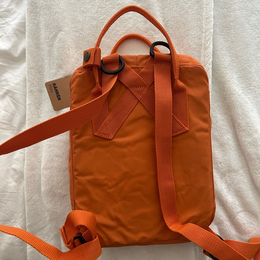 Kånken Mini Orange Backpack - Picture 7 of 8